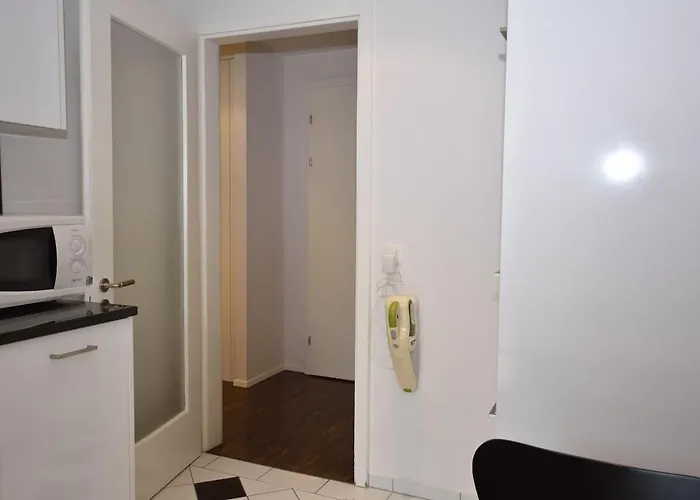 Charming Near - Flower 42 Zürich