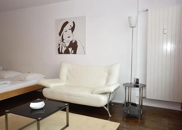 Apartment Charming Near - Flower 42 *