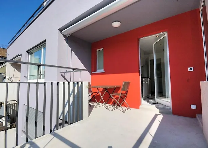 Charming Near - Flower 42 Apartment Zürich