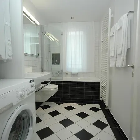 Διαμέρισμα Charming Near - Flower 42 *