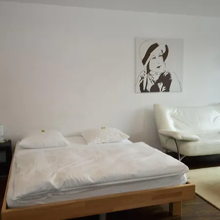 Charming Near - Flower 42