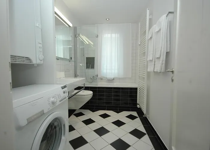 Apartment Charming Near - Flower 42 *